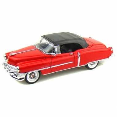 Modelauto cadillac eldorado rood gesloten cabrio 1953 1:34