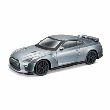 Modelauto nissan gt-r 2017 grijs schaal 1:43/11 x 4 x 3 cm