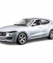 Modelauto maserati levante 1 24
