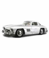 Modelauto mercedes benz 300sl 1954 zilver schaal 1 24 19 x 7 x 5 cm