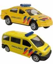 Nederlandse ambulance speelgoed modelauto set 2 dlg